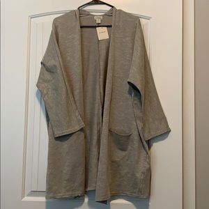 gray/white striped cardigan (One Size Fits All)